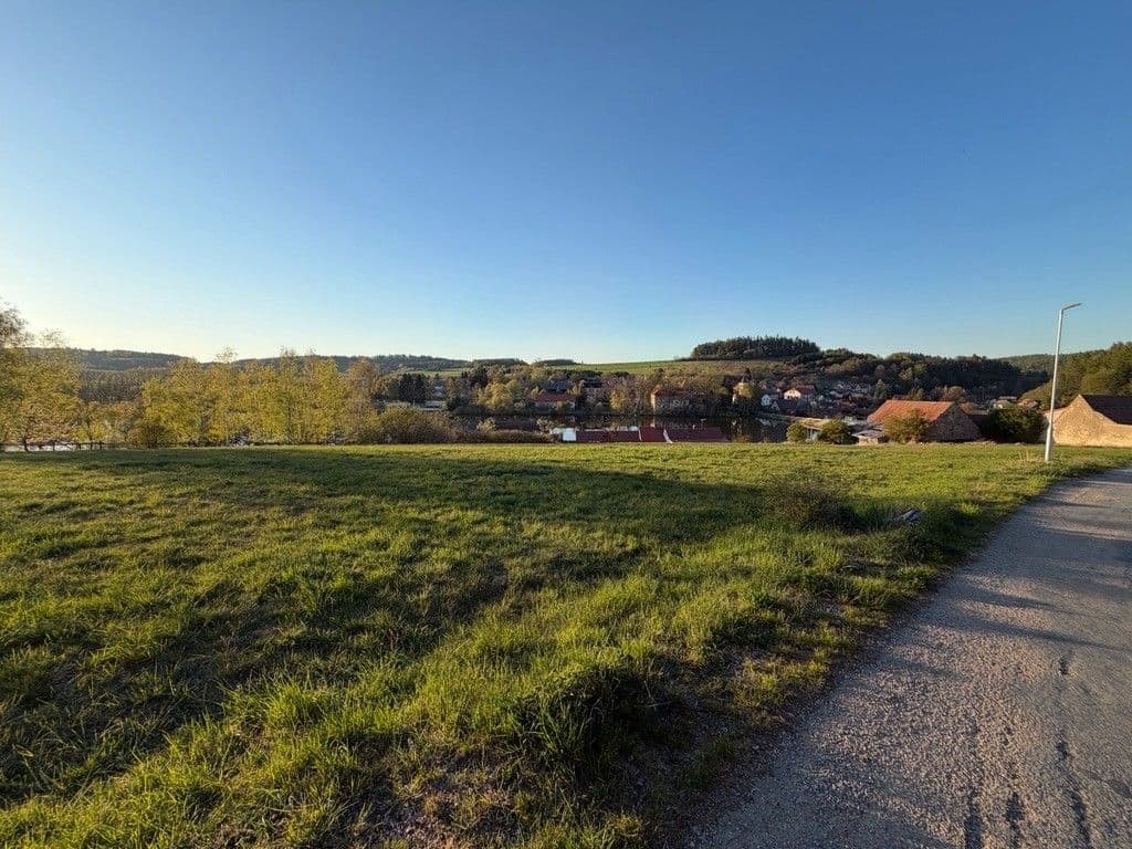 Prodej pozemku 2.102 m², Popovice, Středočeský kraj Prodej pozemku 2.102 m², Popovice, Středočeský kraj