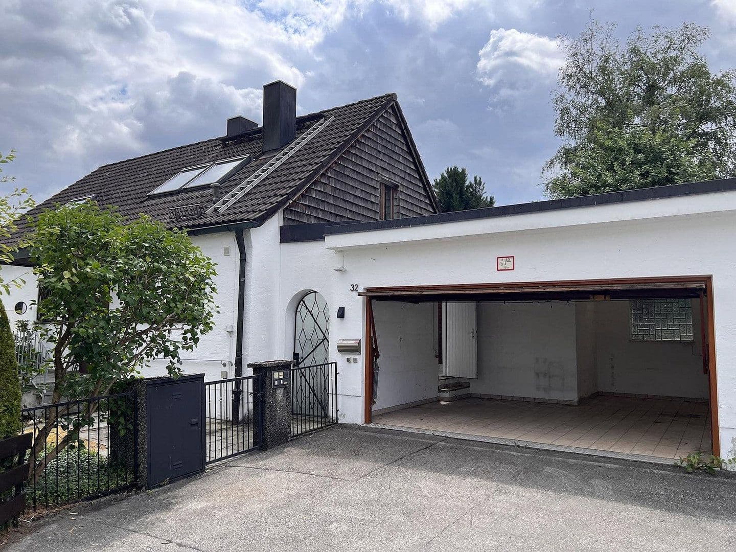Prodej domu 140 m², pozemek 630 m², Bozener Straße 32, Rosenheim, Bavorsko Prodej domu 140 m², pozemek 630 m², Bozener Straße 32, Rosenheim, Bavorsko