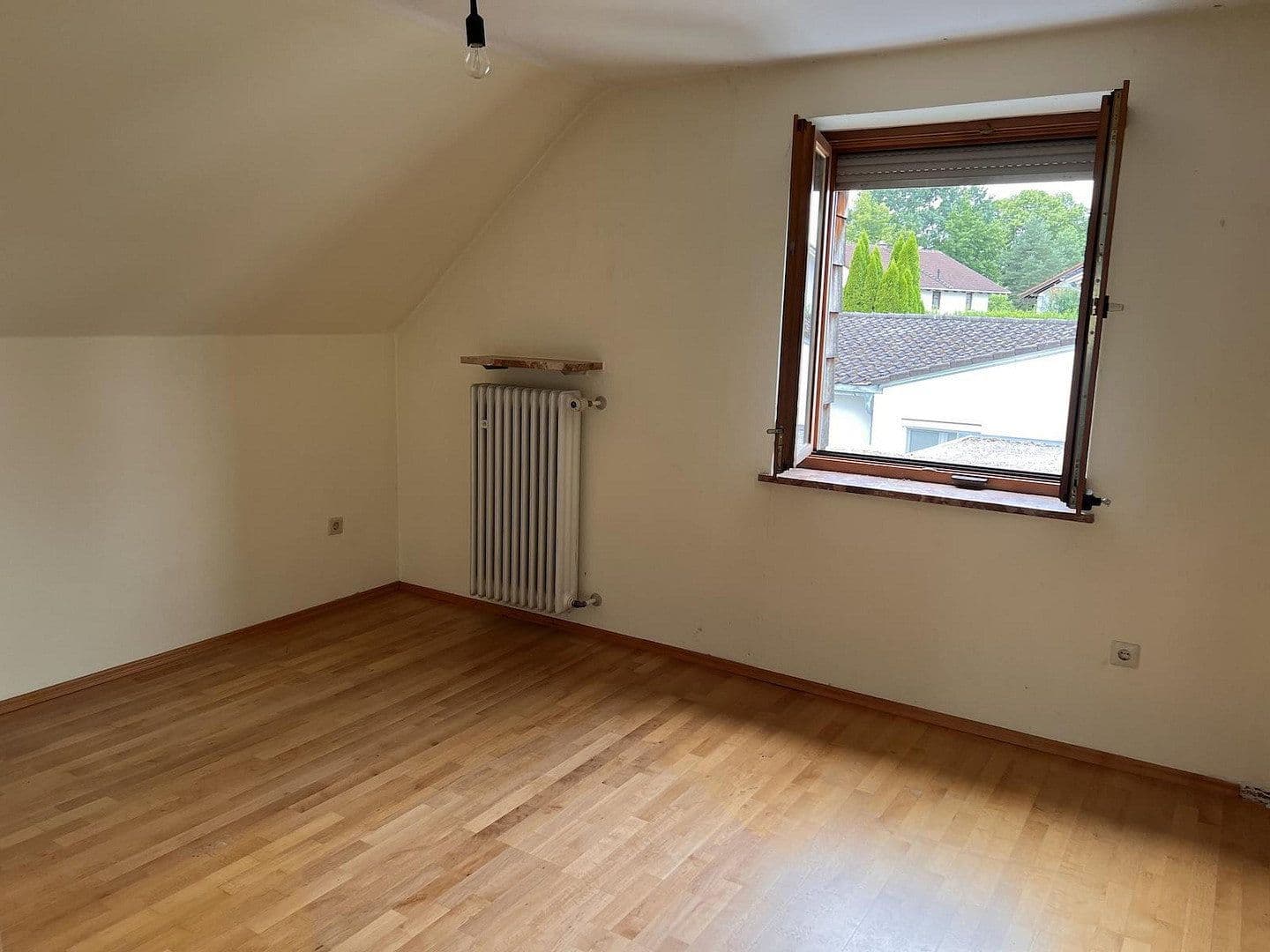 Prodej domu 140 m², pozemek 630 m², Bozener Straße 32, Rosenheim, Bavorsko Prodej domu 140 m², pozemek 630 m², Bozener Straße 32, Rosenheim, Bavorsko