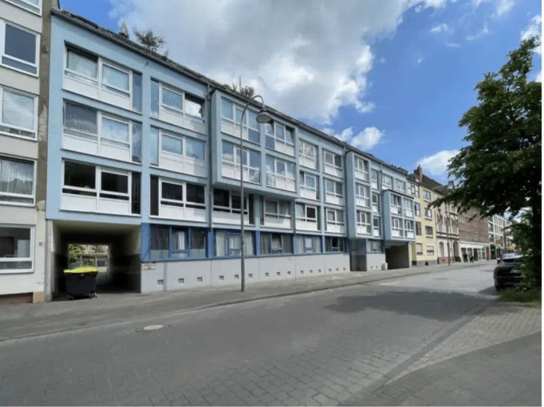 Pronájem bytu 1+1 22 m², Köln, Severní Porýní-Vestfálsko Pronájem bytu 1+1 22 m², Köln, Severní Porýní-Vestfálsko