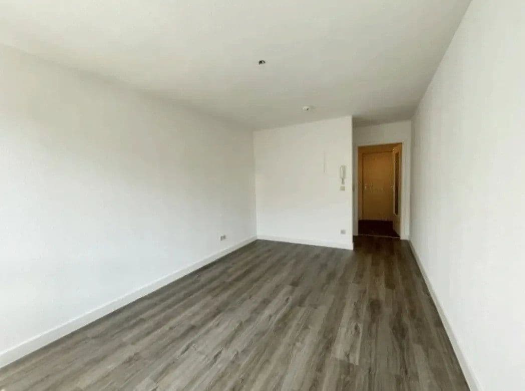 Pronájem bytu 1+1 22 m², Köln, Severní Porýní-Vestfálsko Pronájem bytu 1+1 22 m², Köln, Severní Porýní-Vestfálsko