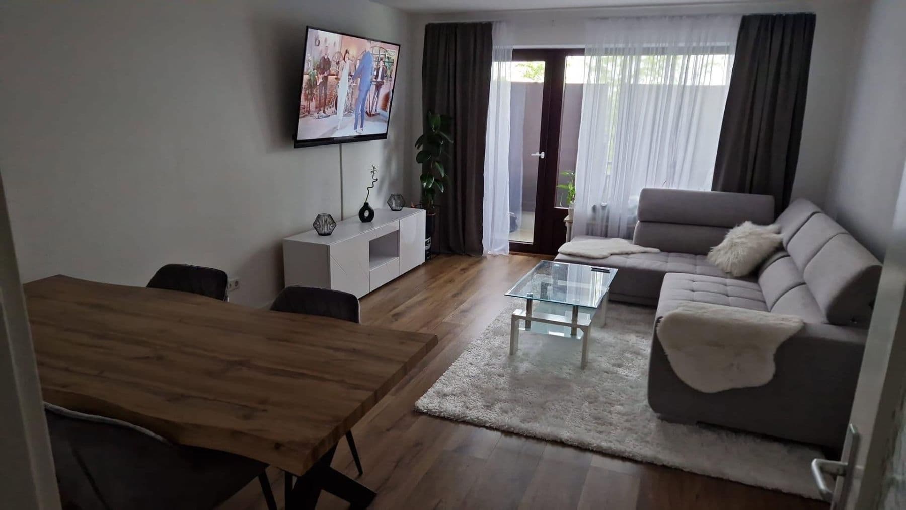Pronájem bytu 3+1 80 m², Moselstr. 29, Riedstadt, Hessen Pronájem bytu 3+1 80 m², Moselstr. 29, Riedstadt, Hessen