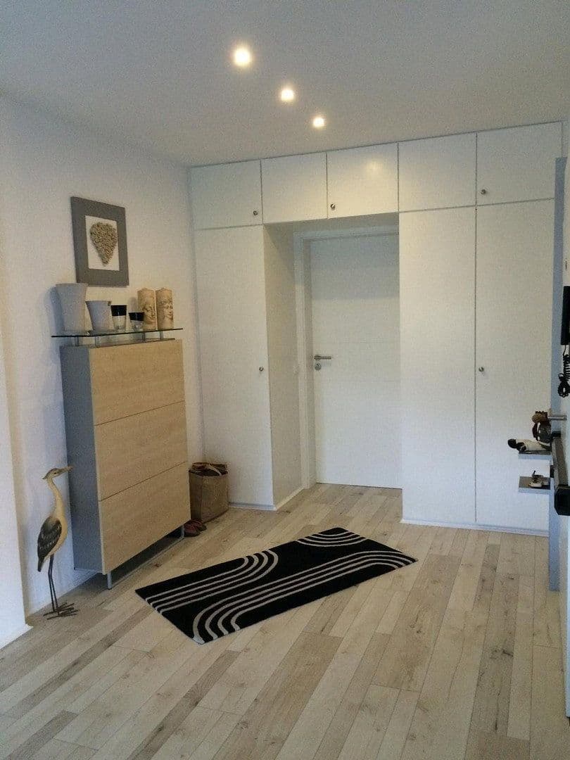 Prodej bytu 3+1 114 m², Essen, Severní Porýní-Vestfálsko Prodej bytu 3+1 114 m², Essen, Severní Porýní-Vestfálsko