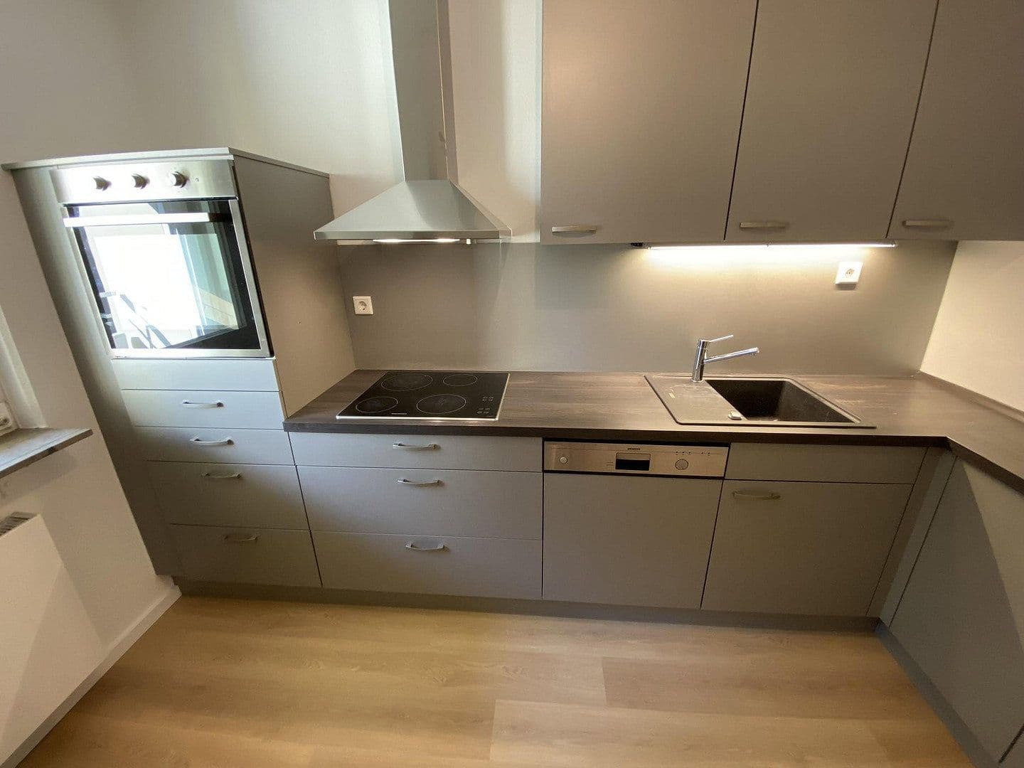 Pronájem bytu 3+1 85 m², Am Gottesberg 25, Bielefeld, Severní Porýní-Vestfálsko Pronájem bytu 3+1 85 m², Am Gottesberg 25, Bielefeld, Severní Porýní-Vestfálsko