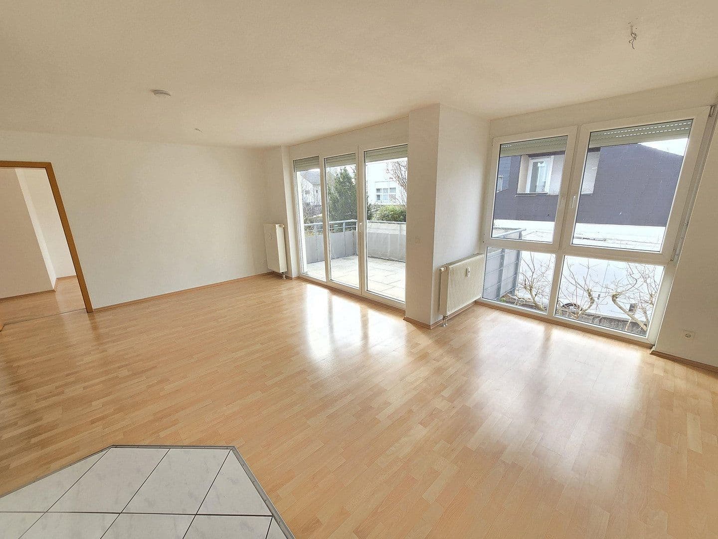 Prodej bytu 5+1 92 m², Schwarzwaldstr. 17, Filderstadt, Bádensko-Württembersko Prodej bytu 5+1 92 m², Schwarzwaldstr. 17, Filderstadt, Bádensko-Württembersko