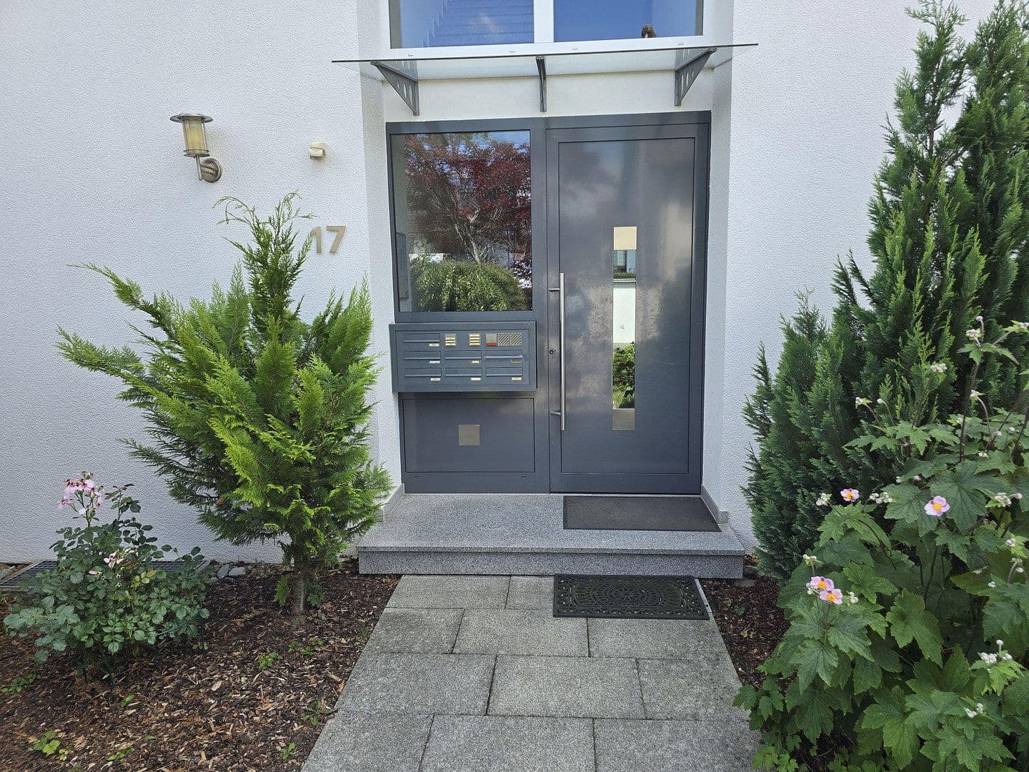 Prodej bytu 5+1 92 m², Schwarzwaldstr. 17, Filderstadt, Bádensko-Württembersko Prodej bytu 5+1 92 m², Schwarzwaldstr. 17, Filderstadt, Bádensko-Württembersko