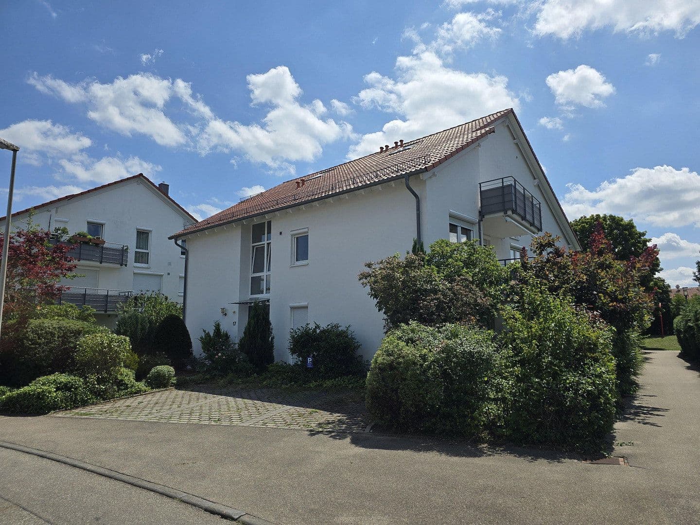 Prodej bytu 5+1 92 m², Schwarzwaldstr. 17, Filderstadt, Bádensko-Württembersko Prodej bytu 5+1 92 m², Schwarzwaldstr. 17, Filderstadt, Bádensko-Württembersko