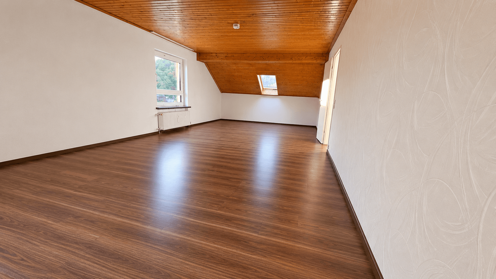 Pronájem bytu 3+1 92 m², Raiffeisenstraße 14-16, Remagen, Porýní-Falc Pronájem bytu 3+1 92 m², Raiffeisenstraße 14-16, Remagen, Porýní-Falc
