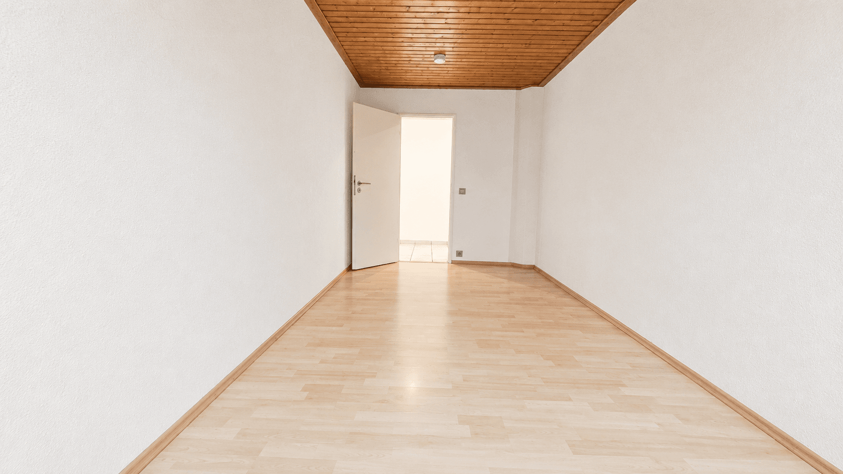 Pronájem bytu 3+1 92 m², Raiffeisenstraße 14-16, Remagen, Porýní-Falc Pronájem bytu 3+1 92 m², Raiffeisenstraße 14-16, Remagen, Porýní-Falc