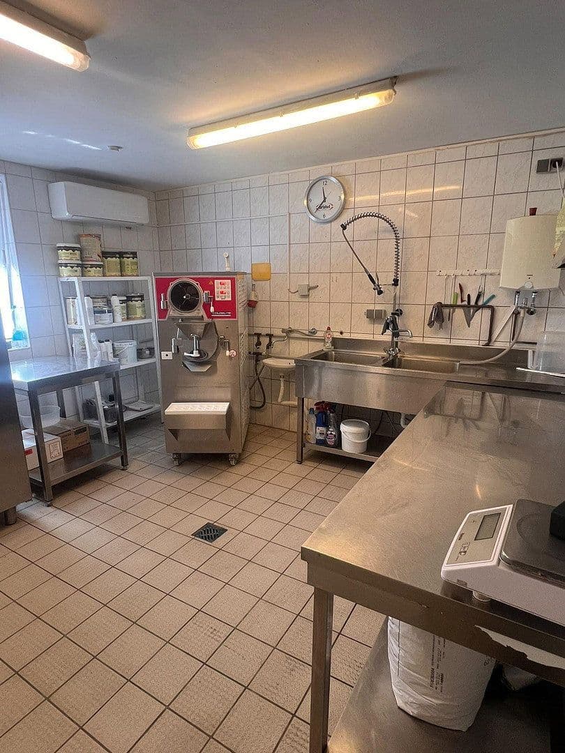 Prodej nebytového prostoru 170 m², MarktStrasse 9, Alfeld (Leine), Dolní Sasko Prodej nebytového prostoru 170 m², MarktStrasse 9, Alfeld (Leine), Dolní Sasko