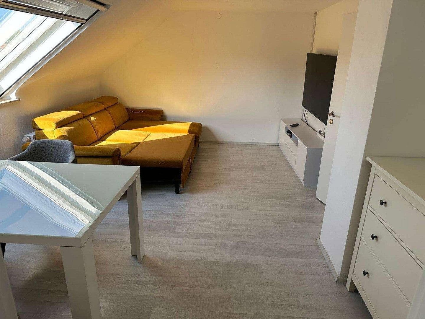 Pronájem bytu 4+1 68 m², Schlaterstraße 14, Süßen, Bádensko-Württembersko Pronájem bytu 4+1 68 m², Schlaterstraße 14, Süßen, Bádensko-Württembersko