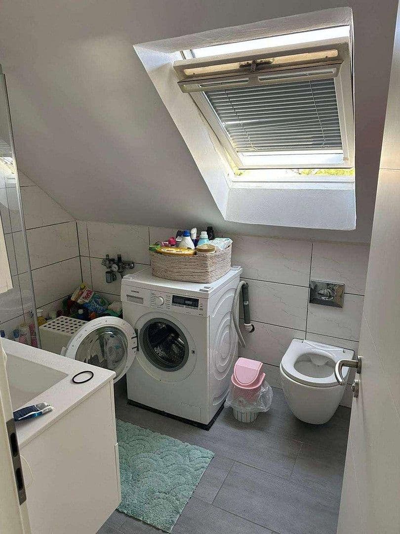 Pronájem bytu 4+1 68 m², Schlaterstraße 14, Süßen, Bádensko-Württembersko Pronájem bytu 4+1 68 m², Schlaterstraße 14, Süßen, Bádensko-Württembersko