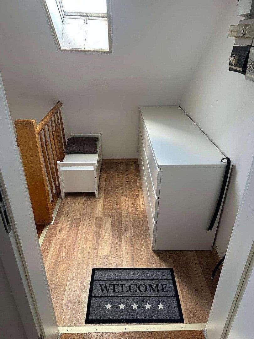 Pronájem bytu 4+1 68 m², Schlaterstraße 14, Süßen, Bádensko-Württembersko Pronájem bytu 4+1 68 m², Schlaterstraße 14, Süßen, Bádensko-Württembersko