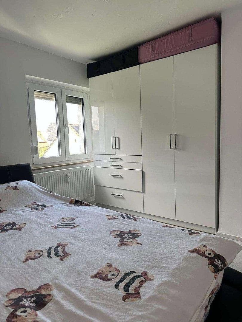 Pronájem bytu 4+1 68 m², Schlaterstraße 14, Süßen, Bádensko-Württembersko Pronájem bytu 4+1 68 m², Schlaterstraße 14, Süßen, Bádensko-Württembersko