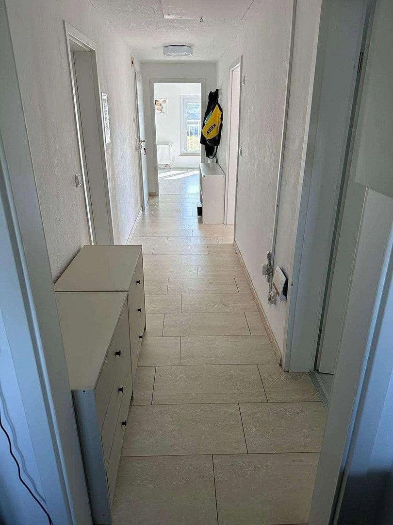 Pronájem bytu 4+1 68 m², Schlaterstraße 14, Süßen, Bádensko-Württembersko Pronájem bytu 4+1 68 m², Schlaterstraße 14, Süßen, Bádensko-Württembersko