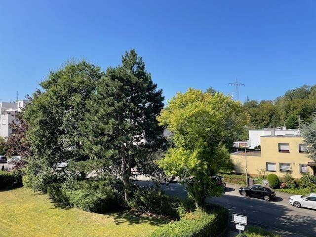 Pronájem bytu 3+kk 87 m², Roherer Höhe 7, Stuttgart, Bádensko-Württembersko Pronájem bytu 3+kk 87 m², Roherer Höhe 7, Stuttgart, Bádensko-Württembersko