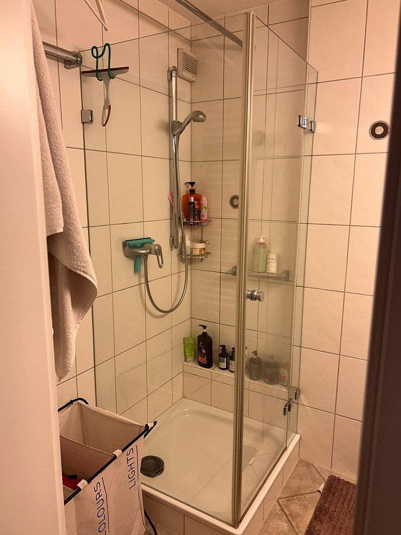 Pronájem bytu 3+kk 87 m², Roherer Höhe 7, Stuttgart, Bádensko-Württembersko Pronájem bytu 3+kk 87 m², Roherer Höhe 7, Stuttgart, Bádensko-Württembersko