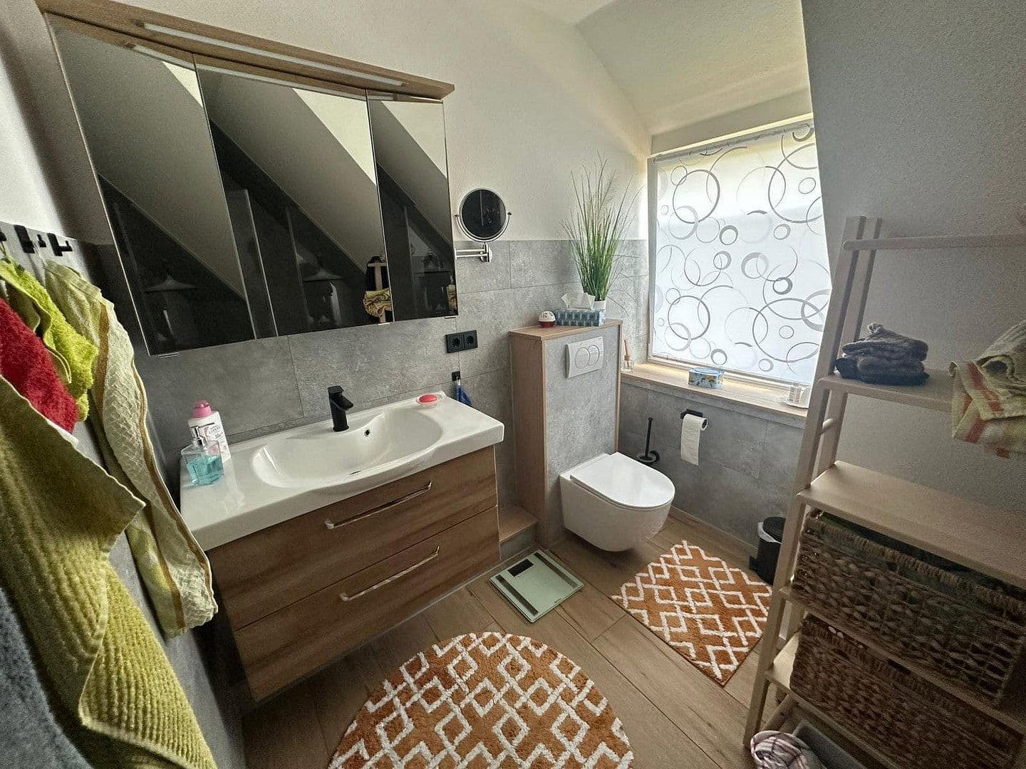 Pronájem domu 141 m², pozemek 800 m², Am Hombach 11, Weyhe, Dolní Sasko Pronájem domu 141 m², pozemek 800 m², Am Hombach 11, Weyhe, Dolní Sasko