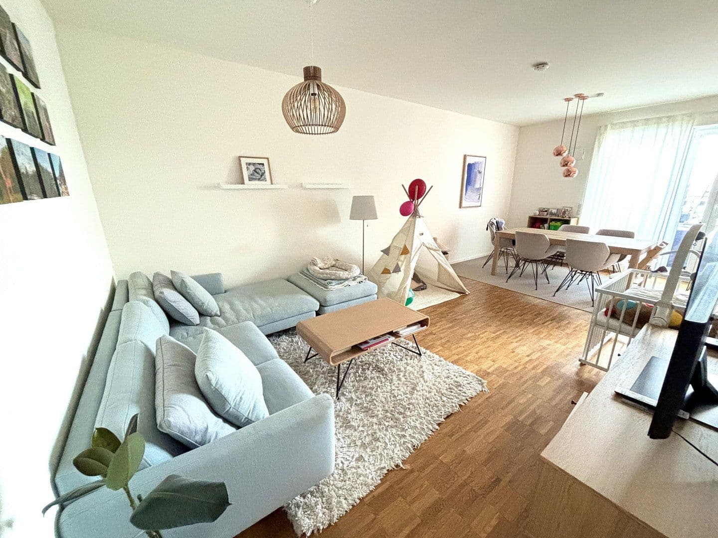 Prodej bytu 4+1 107 m², Hamburg, Hamburg Prodej bytu 4+1 107 m², Hamburg, Hamburg
