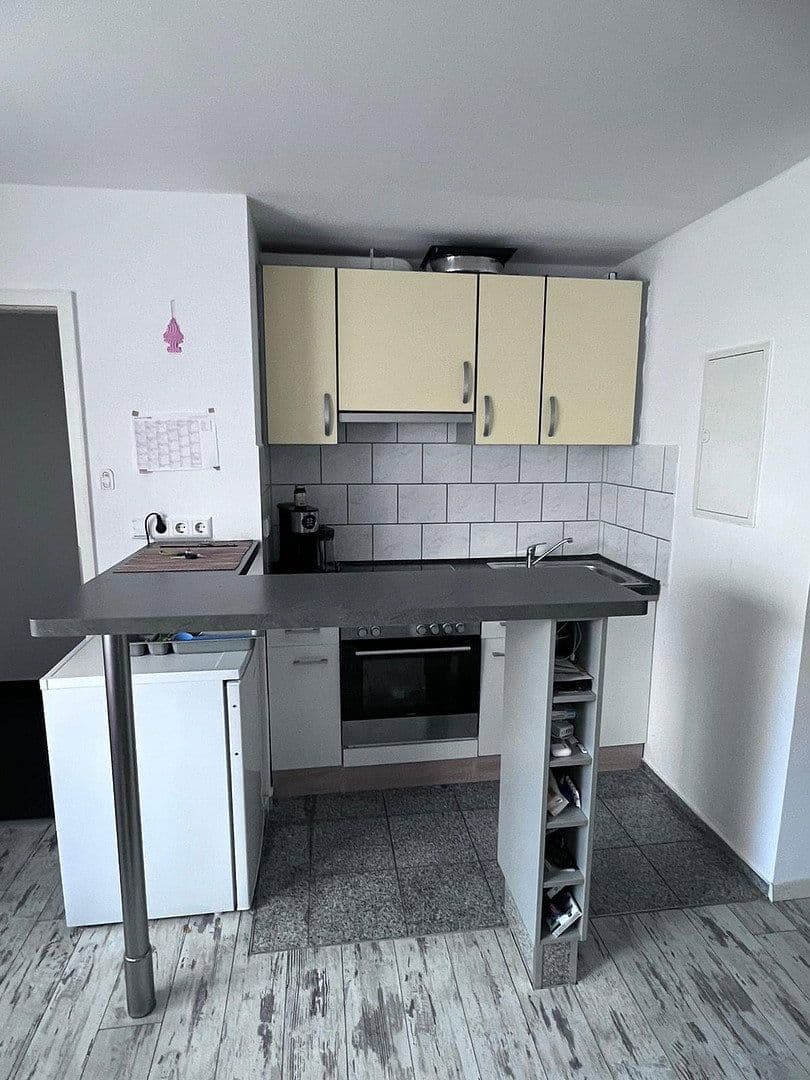 Pronájem bytu 1+kk 33 m², Buchenweg 11, Kirchheim am Neckar, Bádensko-Württembersko Pronájem bytu 1+kk 33 m², Buchenweg 11, Kirchheim am Neckar, Bádensko-Württembersko