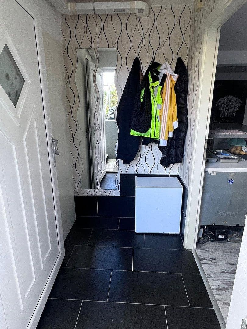 Pronájem bytu 1+kk 33 m², Buchenweg 11, Kirchheim am Neckar, Bádensko-Württembersko Pronájem bytu 1+kk 33 m², Buchenweg 11, Kirchheim am Neckar, Bádensko-Württembersko