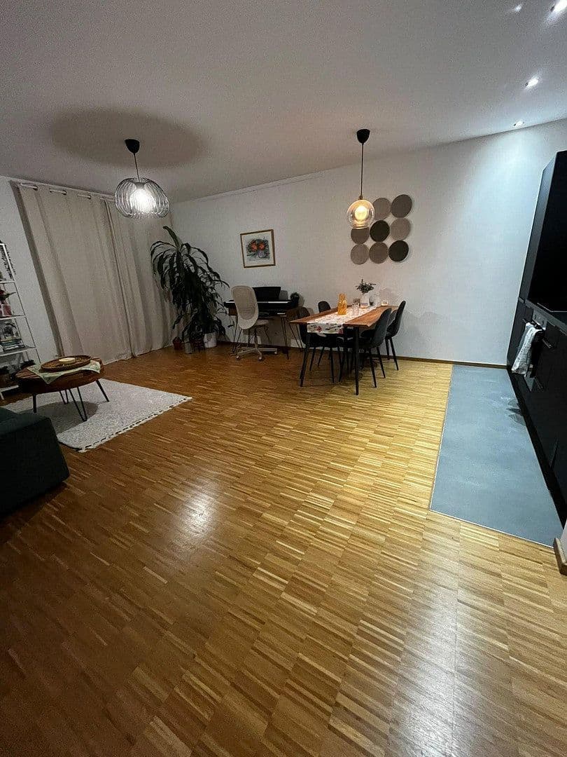 Prodej bytu 2+1 63 m², Logenstrasse 48, Kaiserslautern, Porýní-Falc Prodej bytu 2+1 63 m², Logenstrasse 48, Kaiserslautern, Porýní-Falc