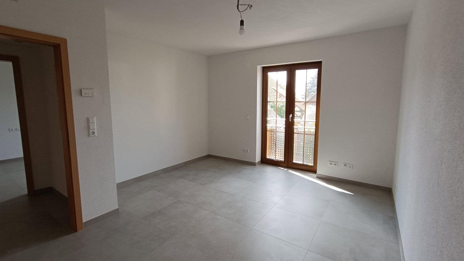 Pronájem bytu 3+1 108 m², Kehl, Bádensko-Württembersko Pronájem bytu 3+1 108 m², Kehl, Bádensko-Württembersko