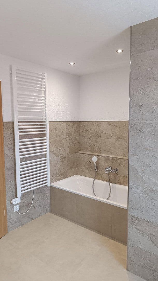 Pronájem bytu 3+1 108 m², Kehl, Bádensko-Württembersko Pronájem bytu 3+1 108 m², Kehl, Bádensko-Württembersko