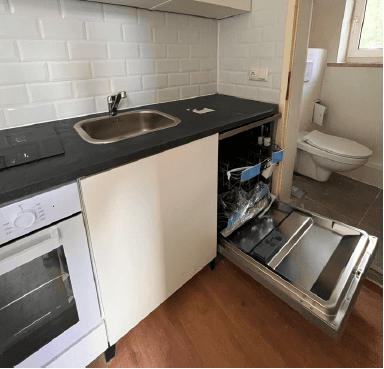 Pronájem bytu 3+1 63 m², Karl-Liebknecht-Straße 108, Jena, Durynsko Pronájem bytu 3+1 63 m², Karl-Liebknecht-Straße 108, Jena, Durynsko