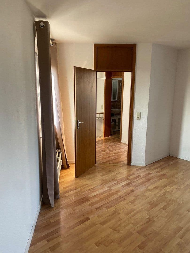 Prodej domu 189 m², pozemek 292 m², Bonn, Severní Porýní-Vestfálsko Prodej domu 189 m², pozemek 292 m², Bonn, Severní Porýní-Vestfálsko