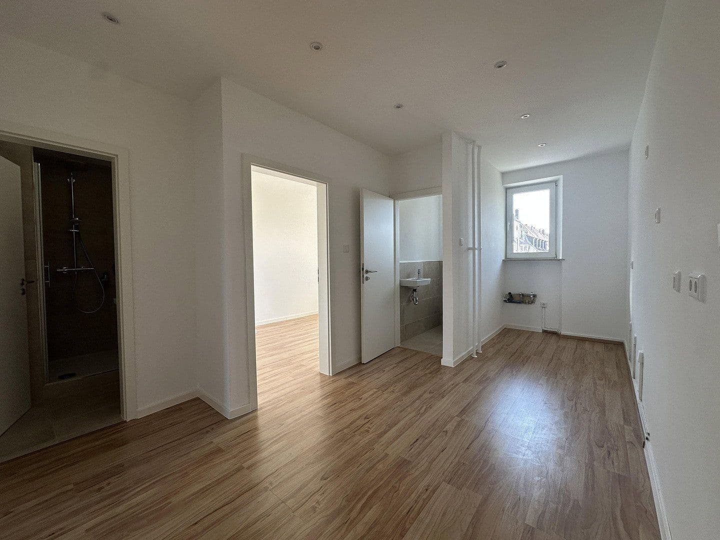 Pronájem bytu 4+1 71 m², Hallerstraße 23, Nürnberg, Bavorsko Pronájem bytu 4+1 71 m², Hallerstraße 23, Nürnberg, Bavorsko