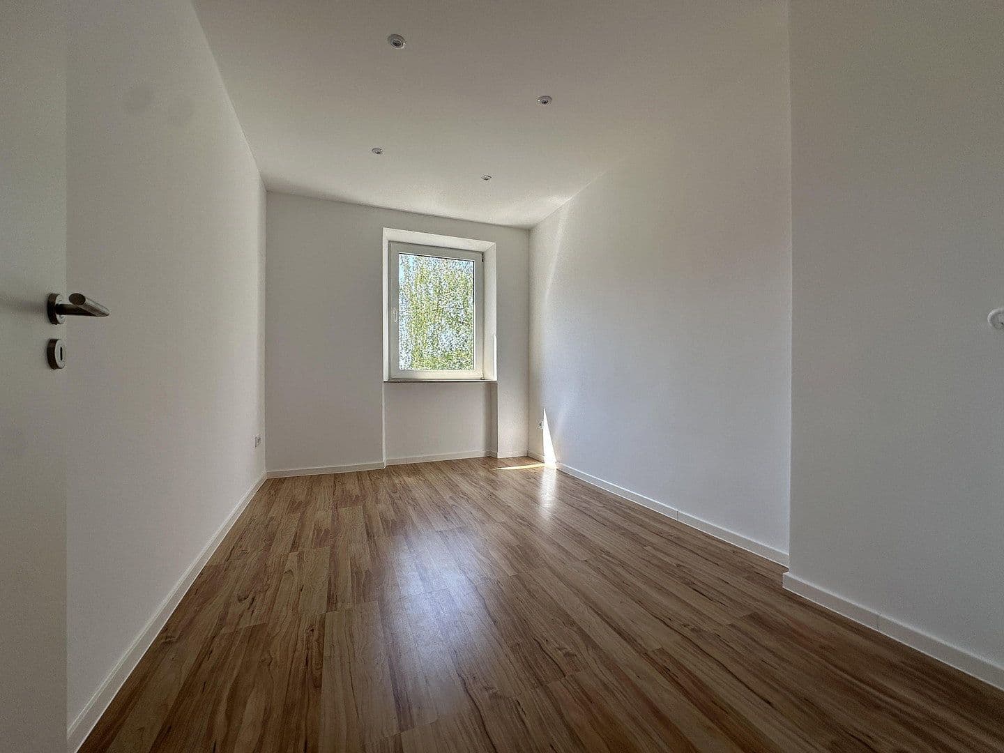 Pronájem bytu 4+1 71 m², Hallerstraße 23, Nürnberg, Bavorsko Pronájem bytu 4+1 71 m², Hallerstraße 23, Nürnberg, Bavorsko