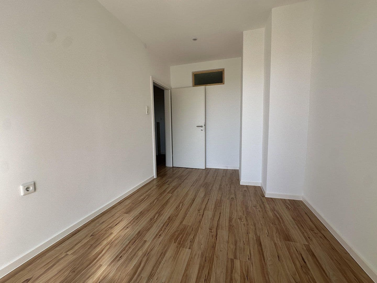 Pronájem bytu 4+1 71 m², Hallerstraße 23, Nürnberg, Bavorsko Pronájem bytu 4+1 71 m², Hallerstraße 23, Nürnberg, Bavorsko