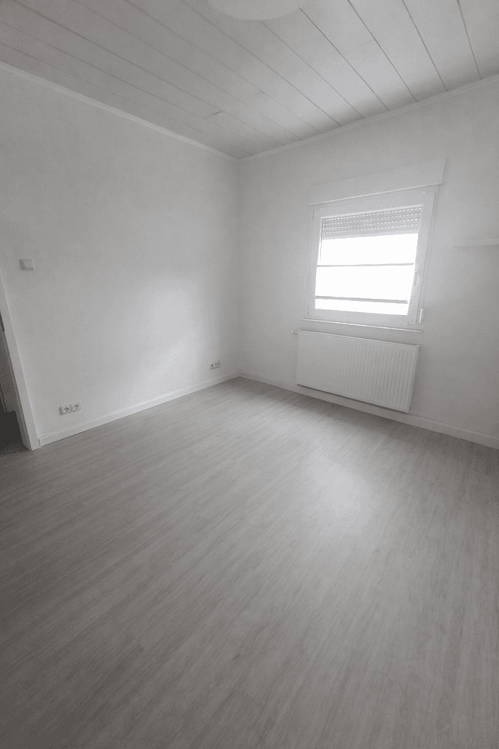 Pronájem bytu 4+1 100 m², Weserstraße 29, Rüsselsheim am Main, Hessen Pronájem bytu 4+1 100 m², Weserstraße 29, Rüsselsheim am Main, Hessen