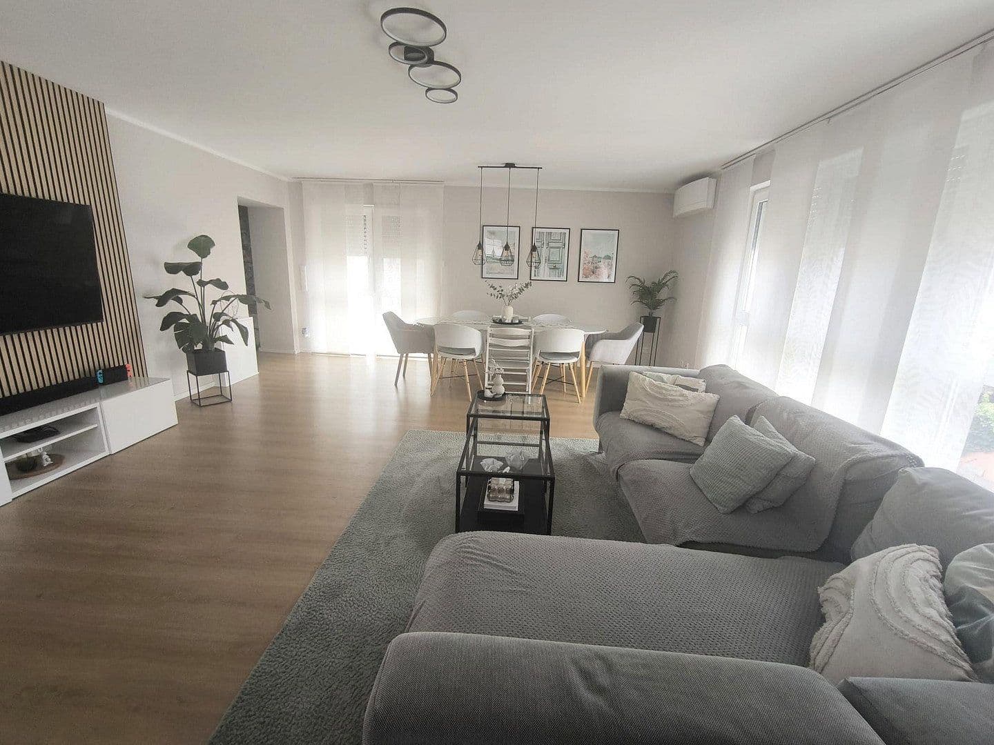 Pronájem bytu 4+1 100 m², Weserstraße 29, Rüsselsheim am Main, Hessen Pronájem bytu 4+1 100 m², Weserstraße 29, Rüsselsheim am Main, Hessen