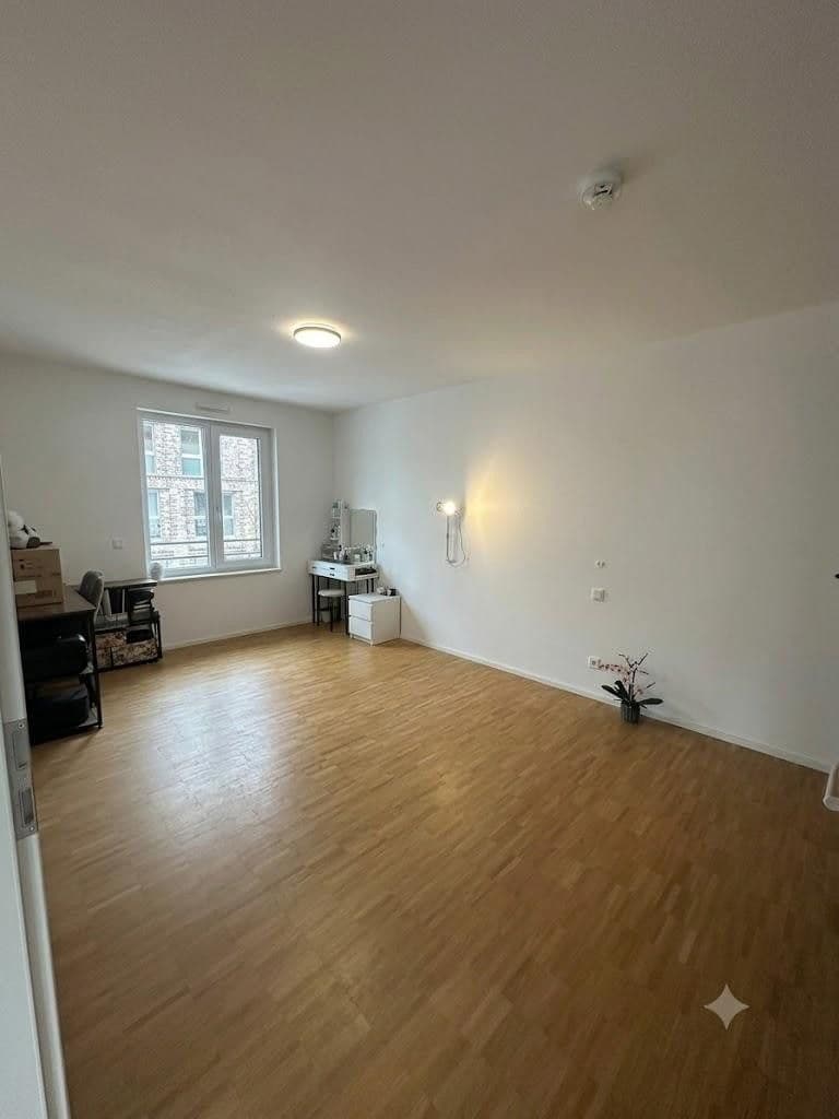 Pronájem bytu 2+1 72 m², Johanna-Dachs-Str. 34, Regensburg, Bavorsko Pronájem bytu 2+1 72 m², Johanna-Dachs-Str. 34, Regensburg, Bavorsko