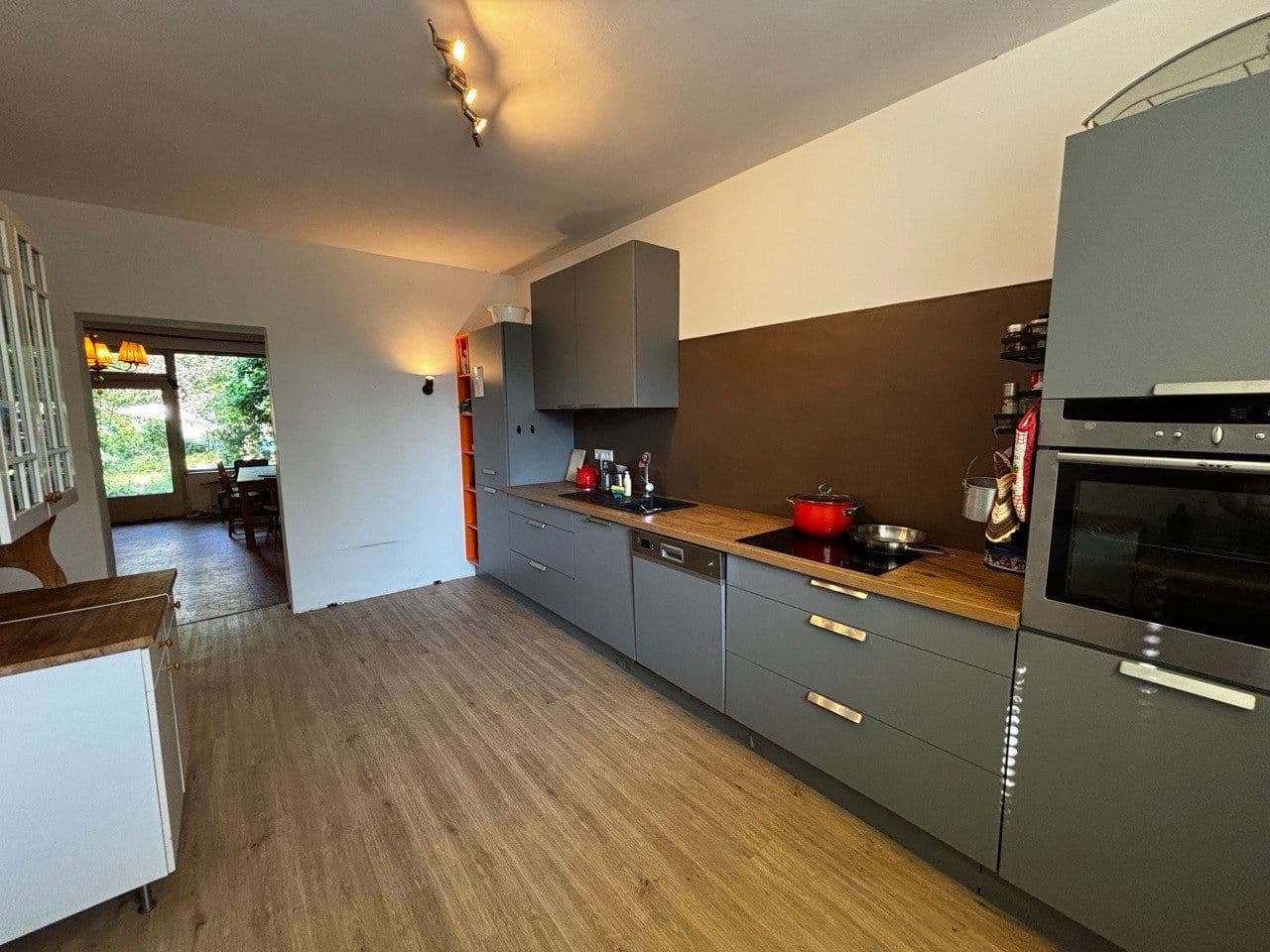 Prodej domu 219 m², pozemek 1.483 m², Maissau, Dolní Rakousko Prodej domu 219 m², pozemek 1.483 m², Maissau, Dolní Rakousko
