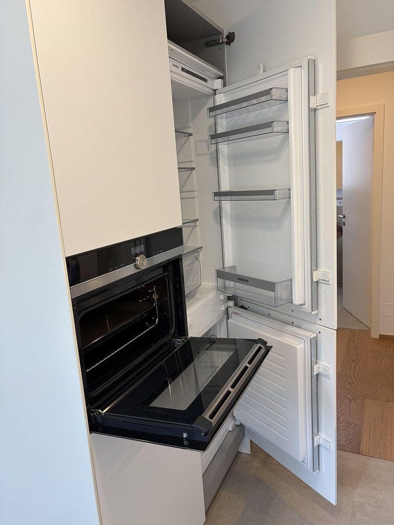Pronájem bytu 2+1 66 m², Mauerkircherstraße 85, München, Bavorsko Pronájem bytu 2+1 66 m², Mauerkircherstraße 85, München, Bavorsko