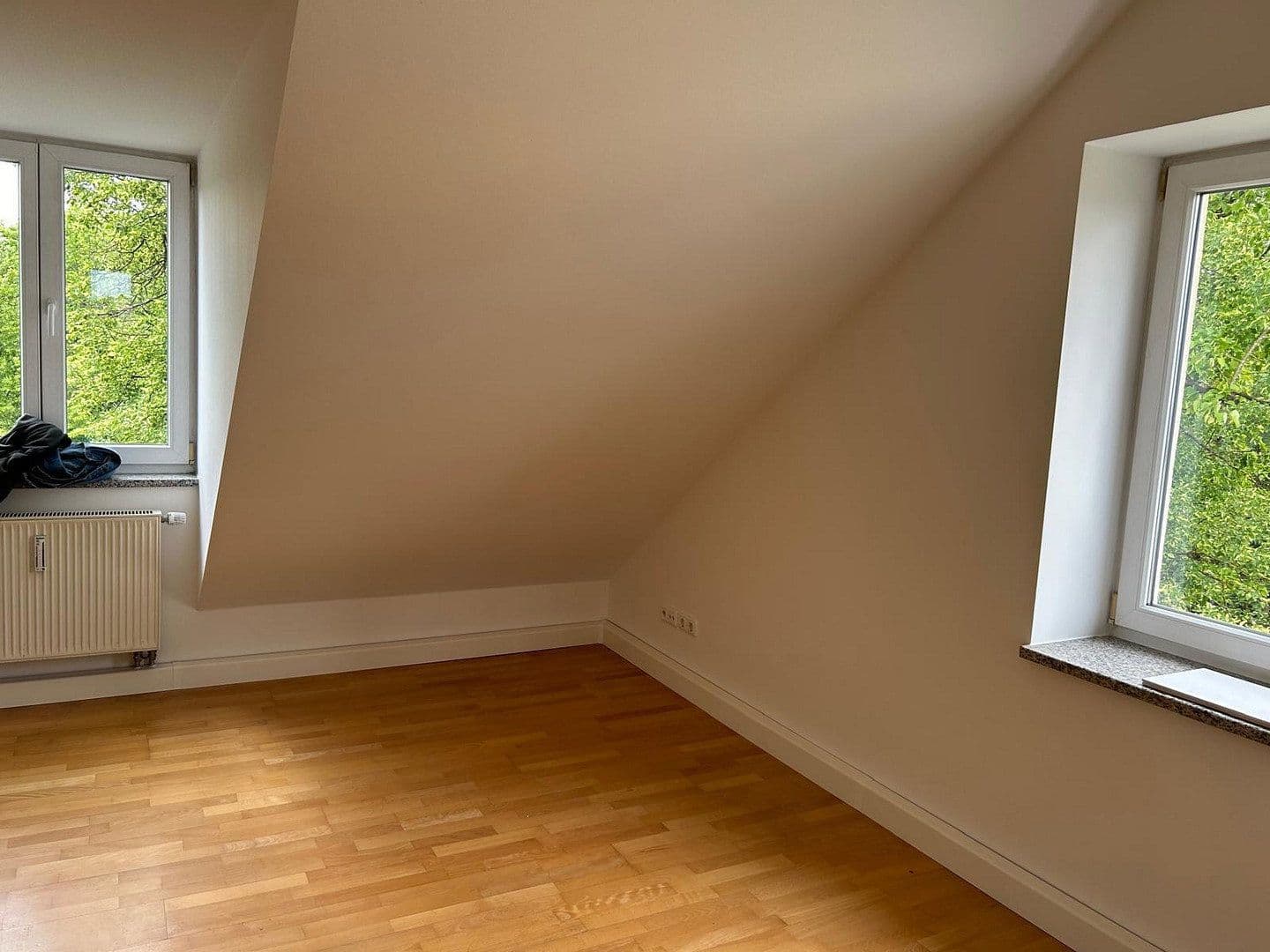 Pronájem bytu 3+1 86 m², Einhornalle 41, München, Bavorsko Pronájem bytu 3+1 86 m², Einhornalle 41, München, Bavorsko