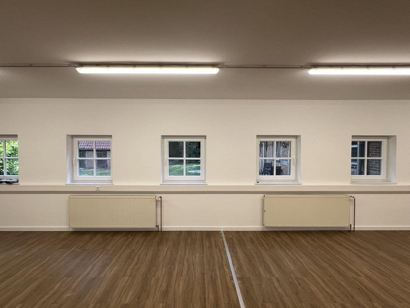 Pronájem kanceláře 100 m², Badbergen, Dolní Sasko Pronájem kanceláře 100 m², Badbergen, Dolní Sasko