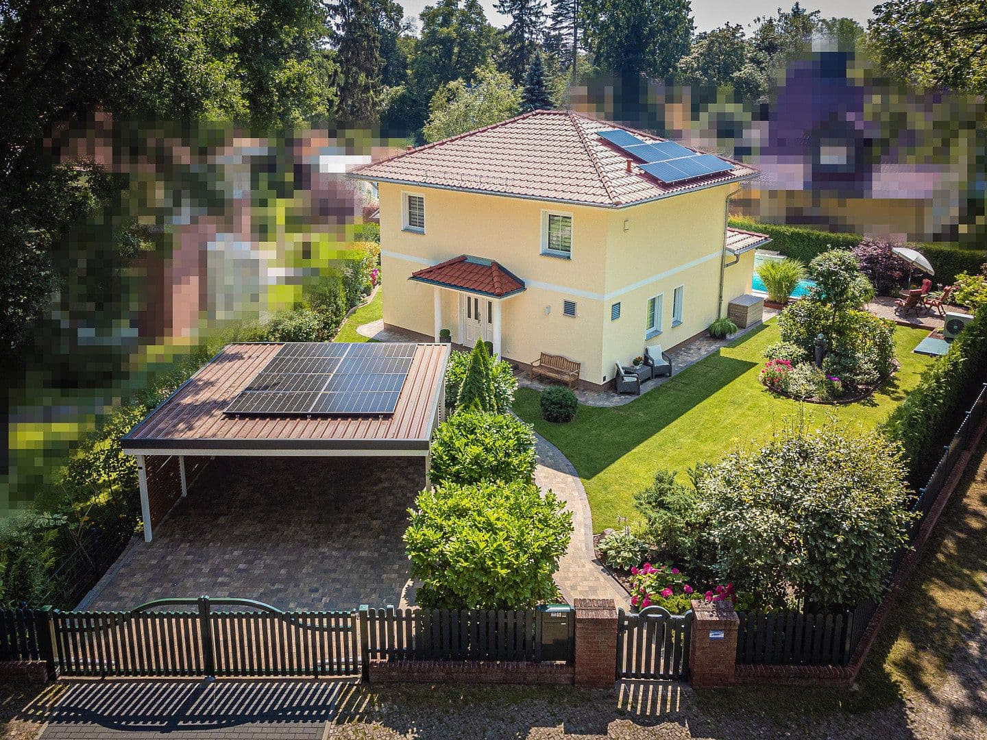 Prodej domu 215 m², pozemek 824 m², Falkensee, Braniborsko Prodej domu 215 m², pozemek 824 m², Falkensee, Braniborsko