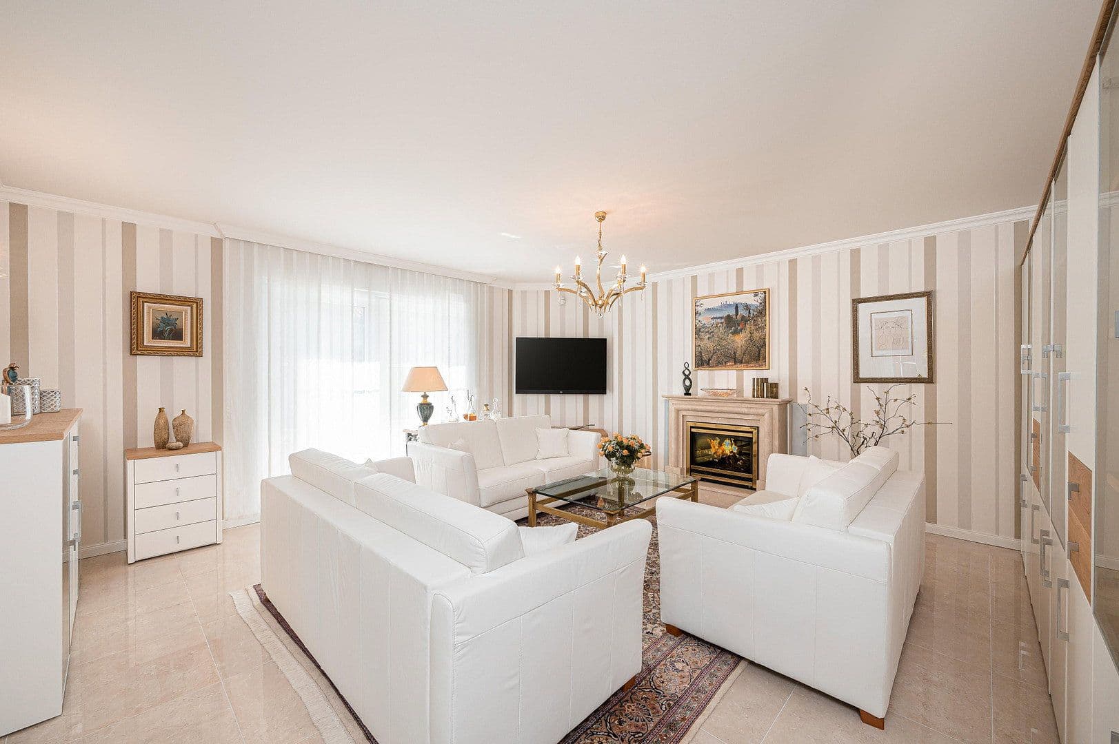 Prodej domu 215 m², pozemek 824 m², Falkensee, Braniborsko Prodej domu 215 m², pozemek 824 m², Falkensee, Braniborsko