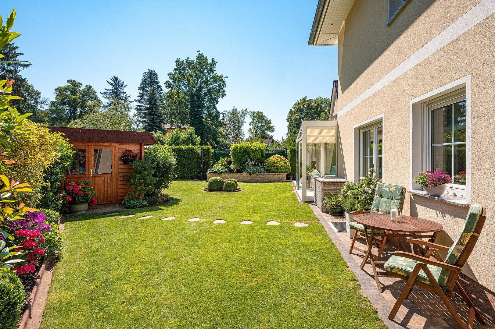 Prodej domu 215 m², pozemek 824 m², Falkensee, Braniborsko Prodej domu 215 m², pozemek 824 m², Falkensee, Braniborsko
