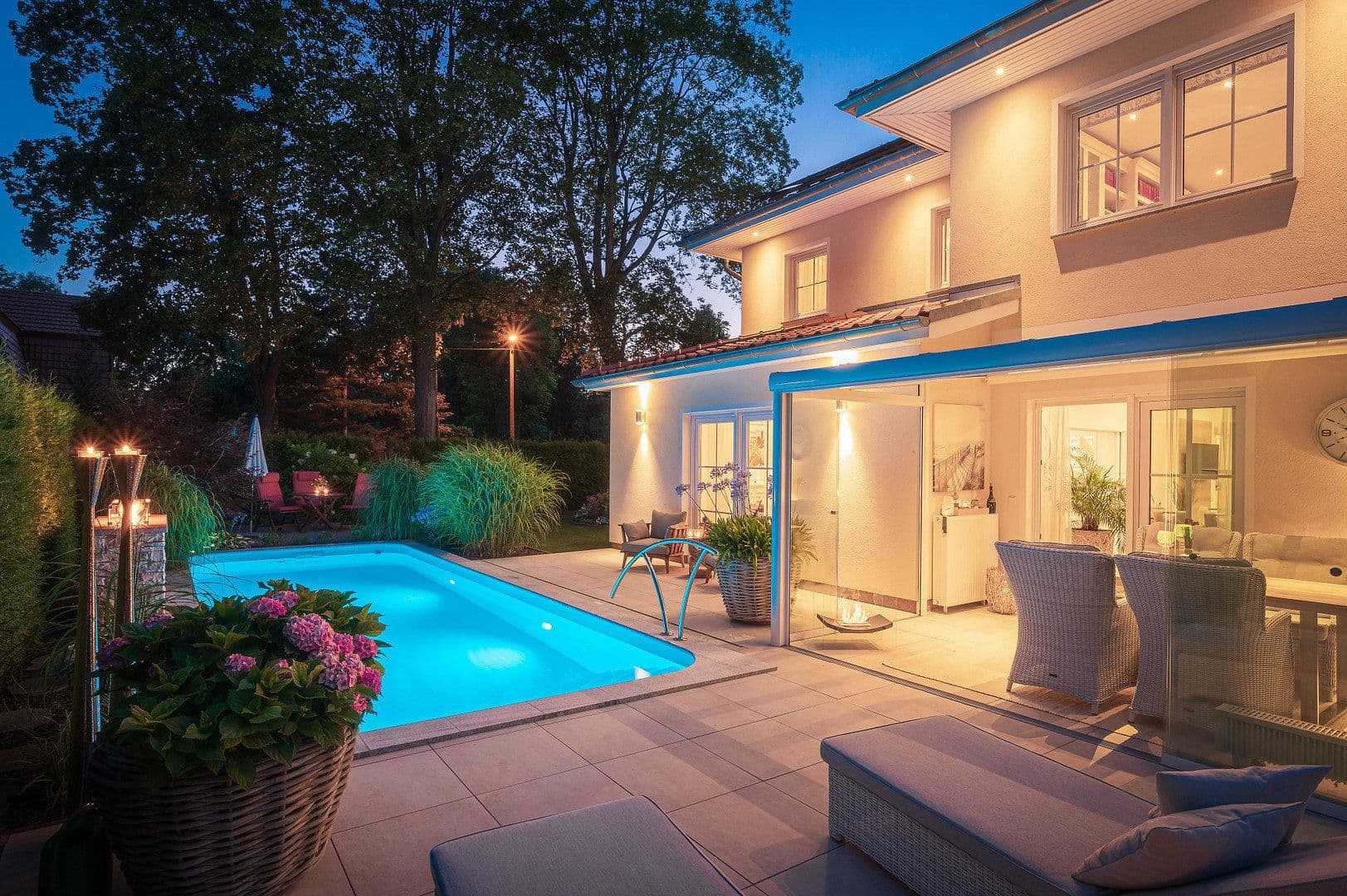 Prodej domu 215 m², pozemek 824 m², Falkensee, Braniborsko Prodej domu 215 m², pozemek 824 m², Falkensee, Braniborsko
