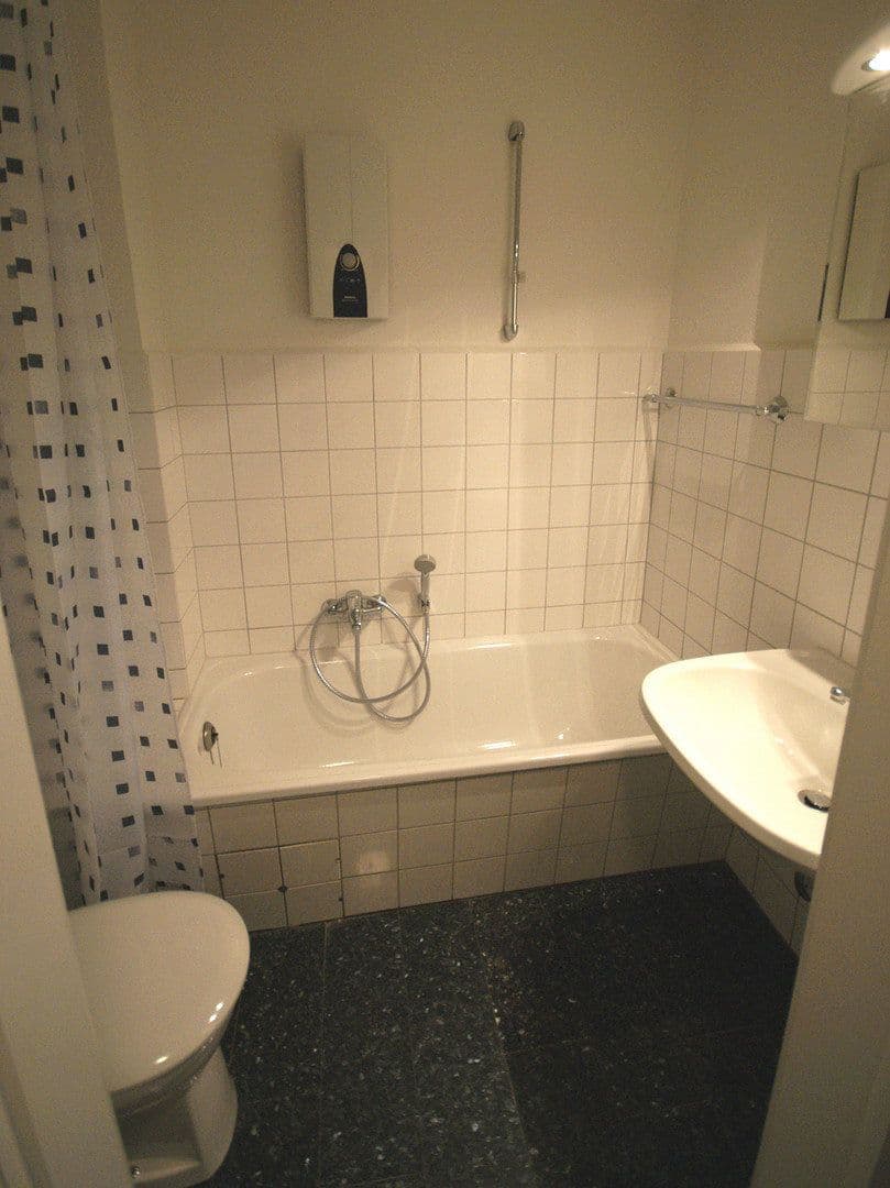 Pronájem bytu 1+1 34 m², Hamburg, Hamburg Pronájem bytu 1+1 34 m², Hamburg, Hamburg