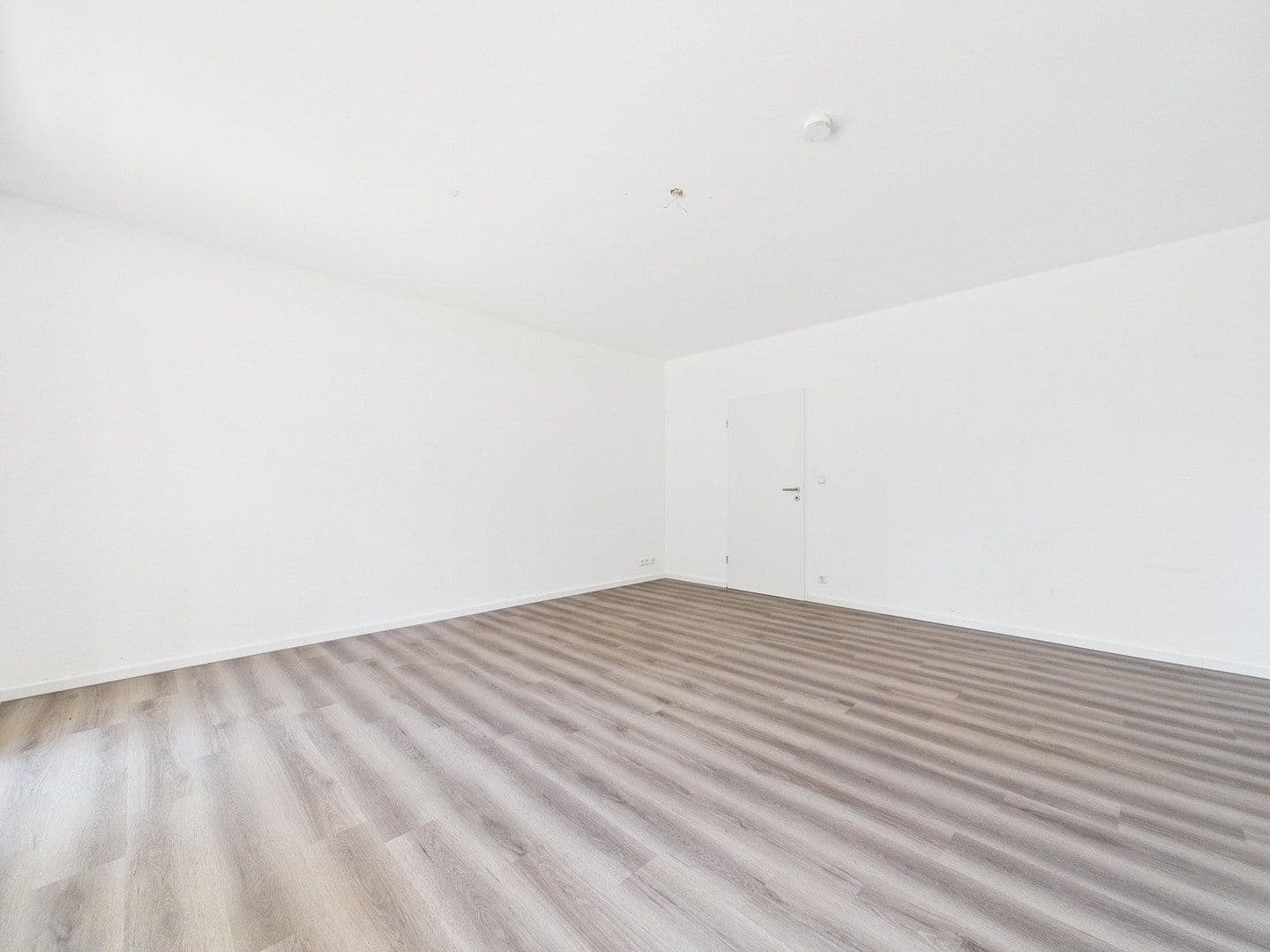 Prodej bytu 3+1 63 m², Kamen, Severní Porýní-Vestfálsko Prodej bytu 3+1 63 m², Kamen, Severní Porýní-Vestfálsko