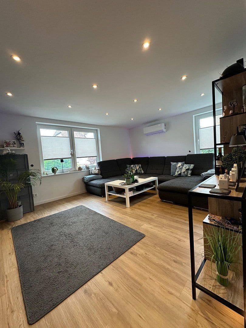Prodej domu 71 m², pozemek 601 m², Neuhofen, Porýní-Falc Prodej domu 71 m², pozemek 601 m², Neuhofen, Porýní-Falc