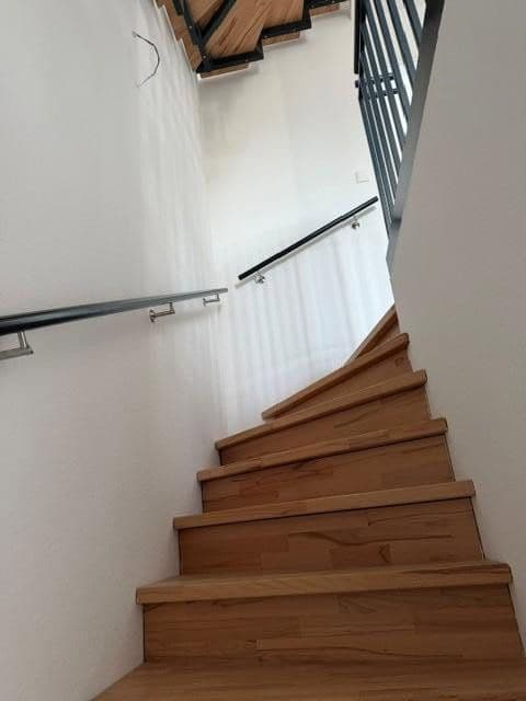 Pronájem domu 141 m², pozemek 194 m², Rodenbach, Hessen Pronájem domu 141 m², pozemek 194 m², Rodenbach, Hessen