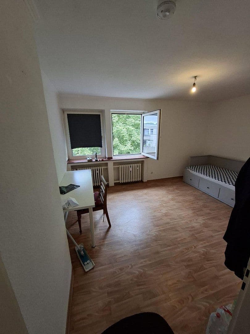 Pronájem bytu 1+1 21 m², Lindenstr 37a, Gladbeck, Severní Porýní-Vestfálsko Pronájem bytu 1+1 21 m², Lindenstr 37a, Gladbeck, Severní Porýní-Vestfálsko