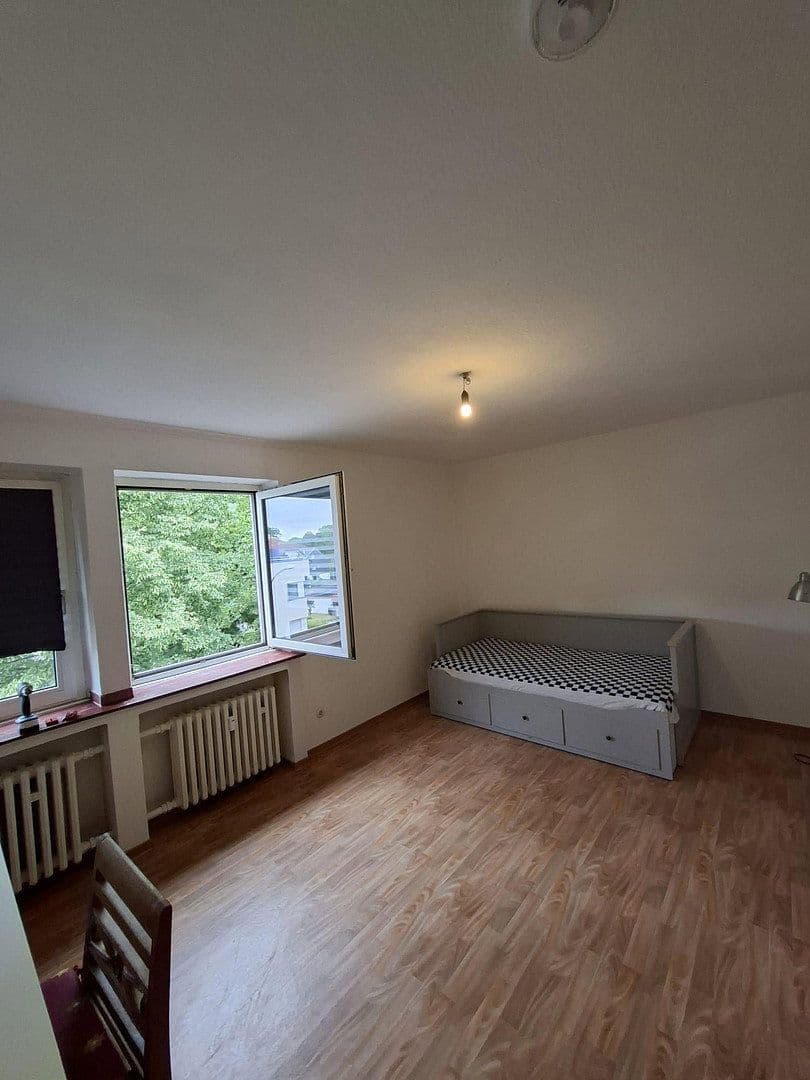 Pronájem bytu 1+1 21 m², Lindenstr 37a, Gladbeck, Severní Porýní-Vestfálsko Pronájem bytu 1+1 21 m², Lindenstr 37a, Gladbeck, Severní Porýní-Vestfálsko